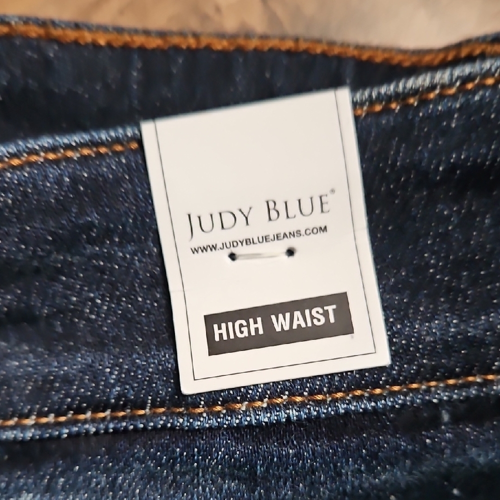 Judy Blue High Waist Dark Indigo Blue Denim Women's Shorts NWT 3XL - Picture 3 of 13
